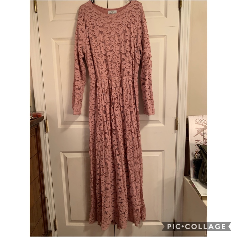 Klassy Girl Lace Dress